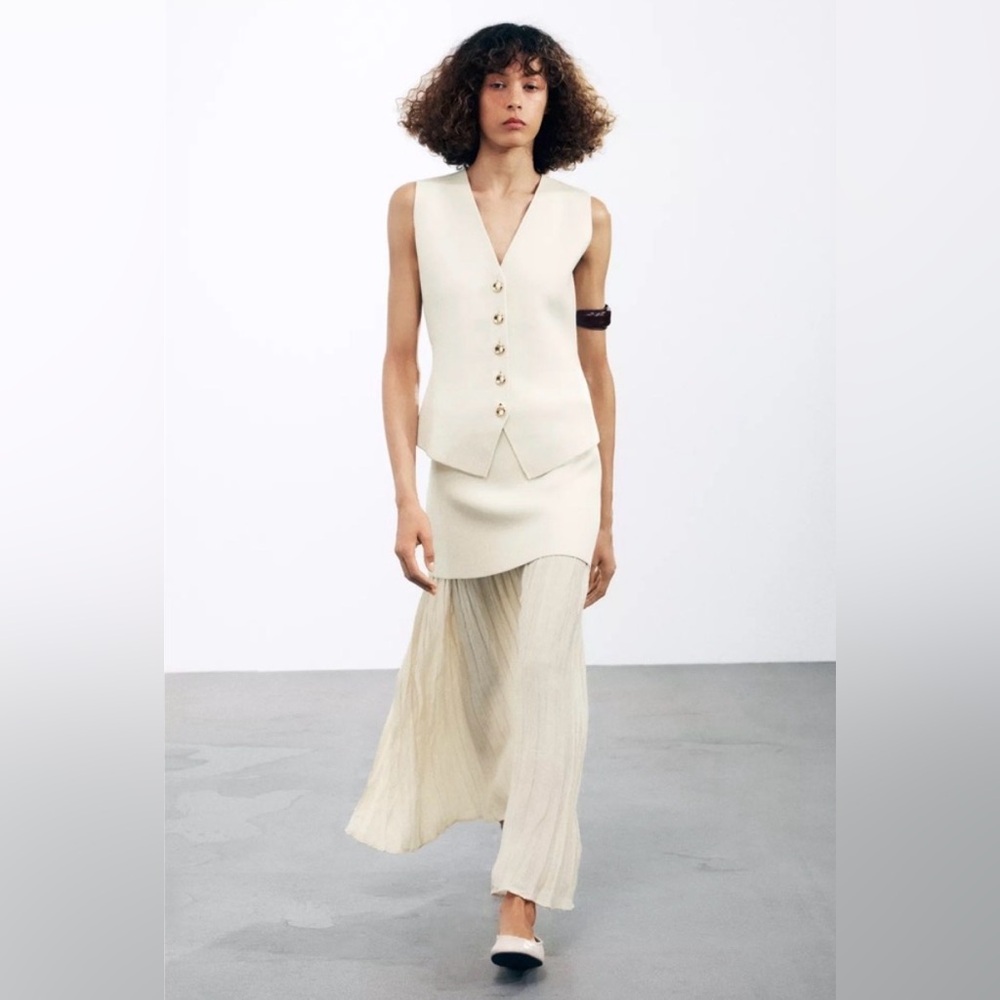 Zara Cream Vest and Skirt Tulle Set with Gold Buttons